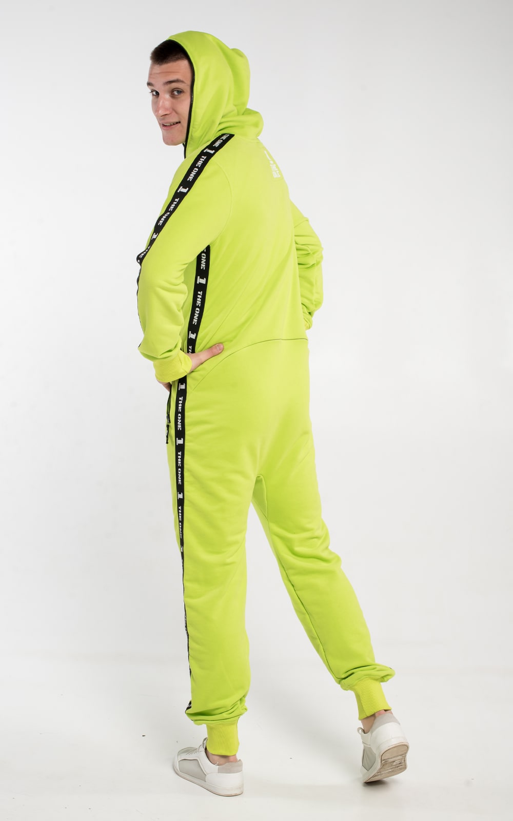 Alien green