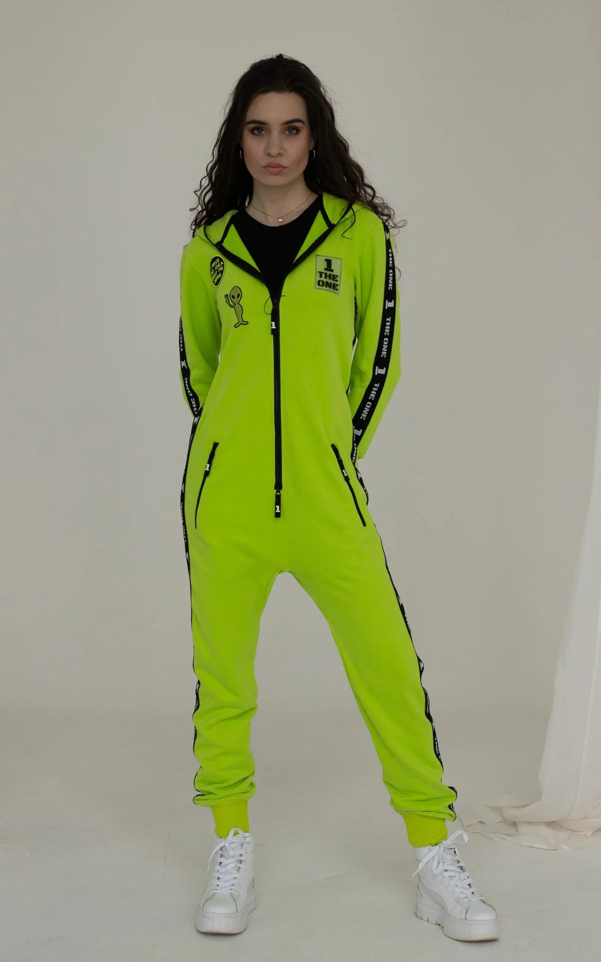 Alien yellow