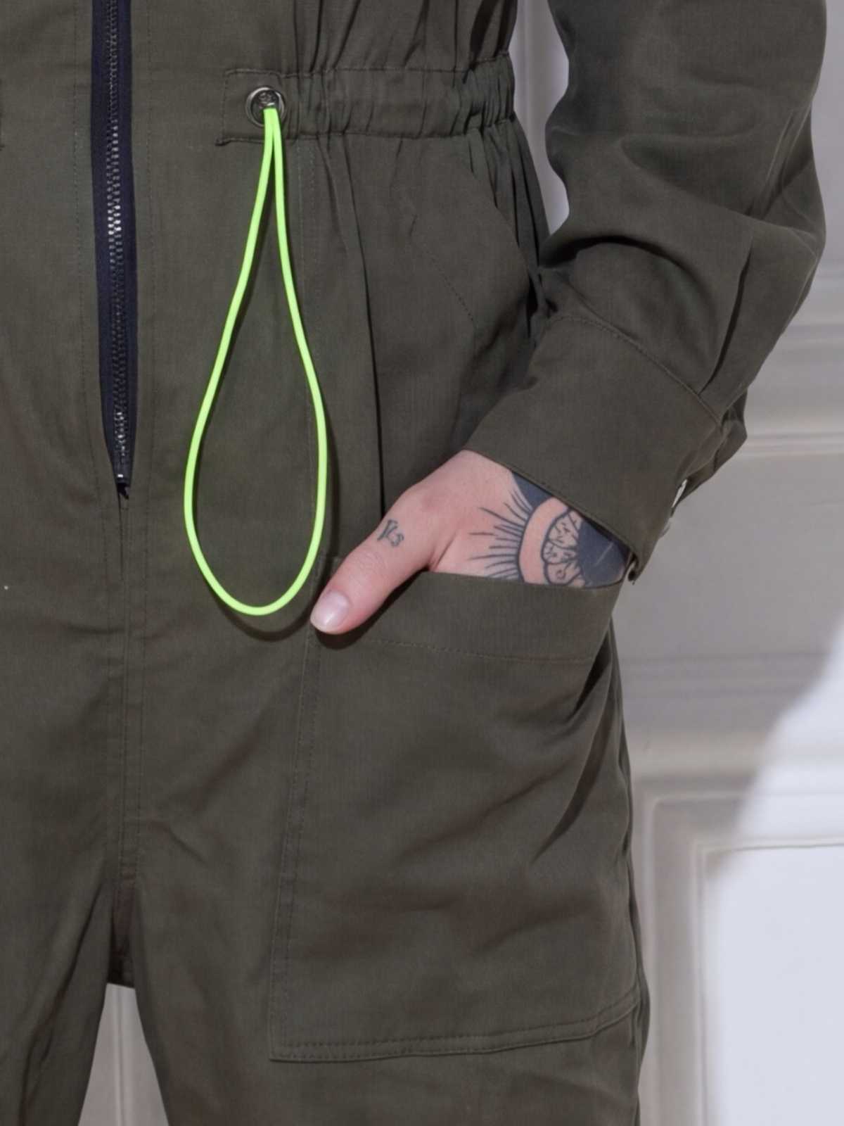 Chaos khaki
