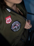 Розстебнутий комір комбінезона Harley хакі: всередині м'який начос — тепло без «капусти» з шарів | THE ONE