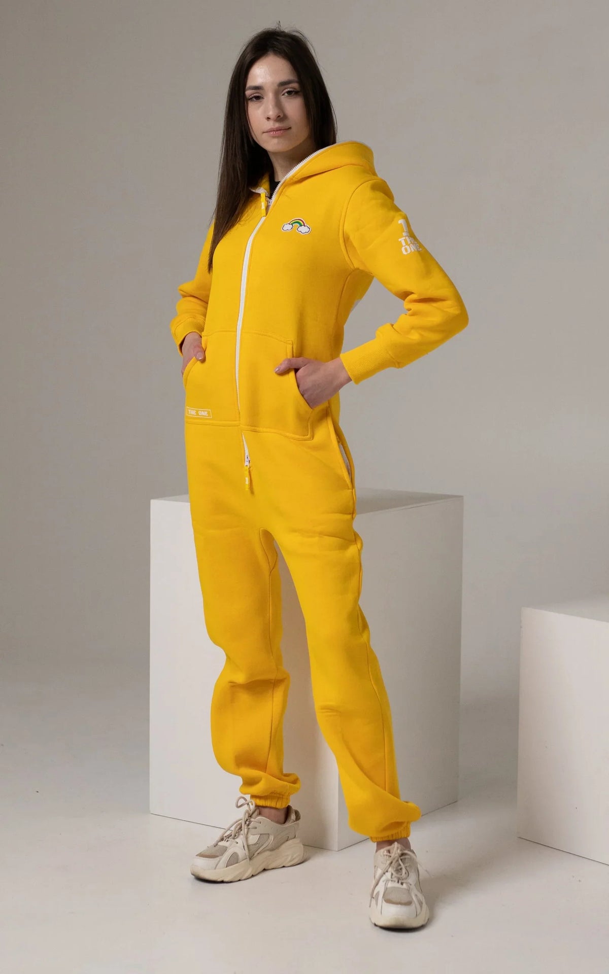 Llama long black