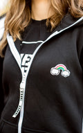 Llama long black