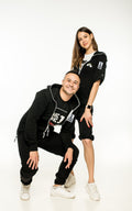 Llama long black