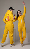 Llama long yellow