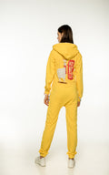 Llama long yellow