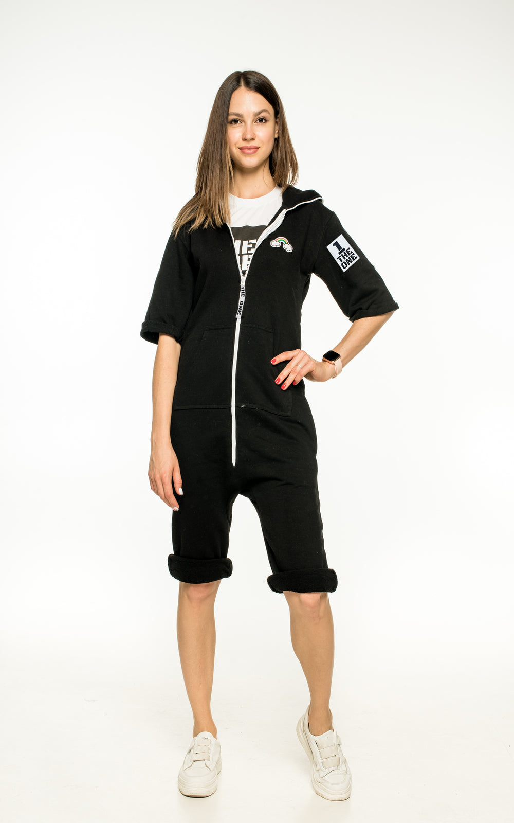 Llama short black