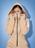 Ninja beige jumpsuit, collar pulled up over the face: warm in the wind | THE ONE