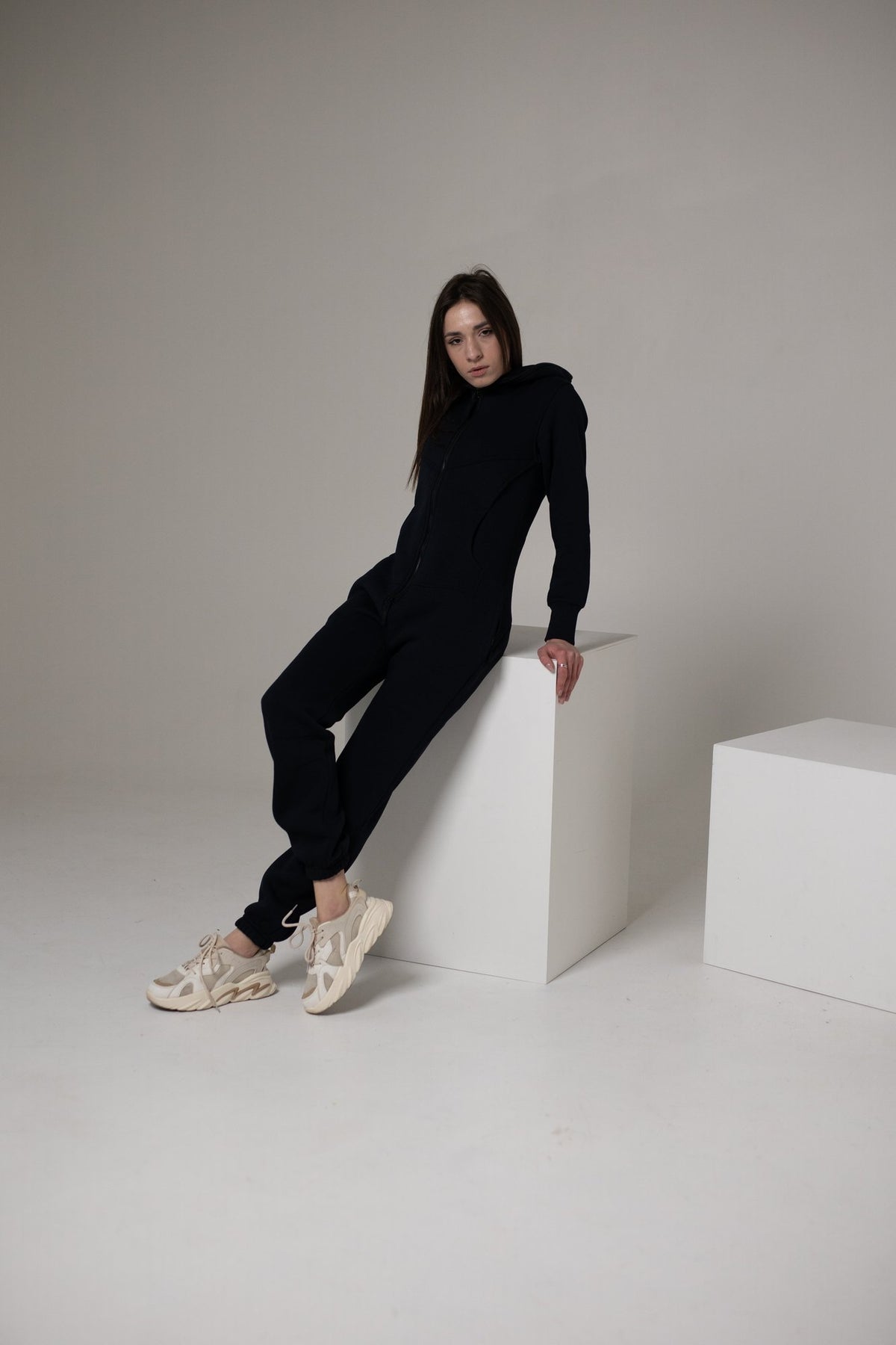 Original navy jumpsuit, sitting: comfortable, nothing presses | THE ONE