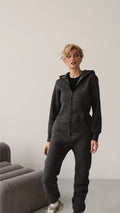 Original graphite jumpsuit on the move: soft and comfortable | THE ONE