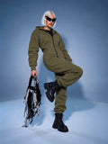 Original khaki jumpsuit with knee raised: moves freely | THE ONE