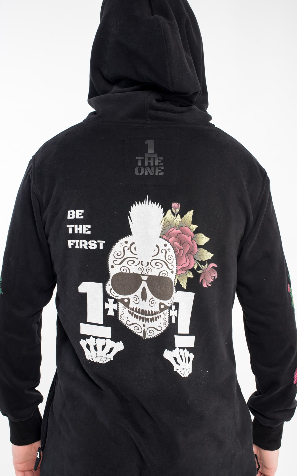 Skull and Roses black