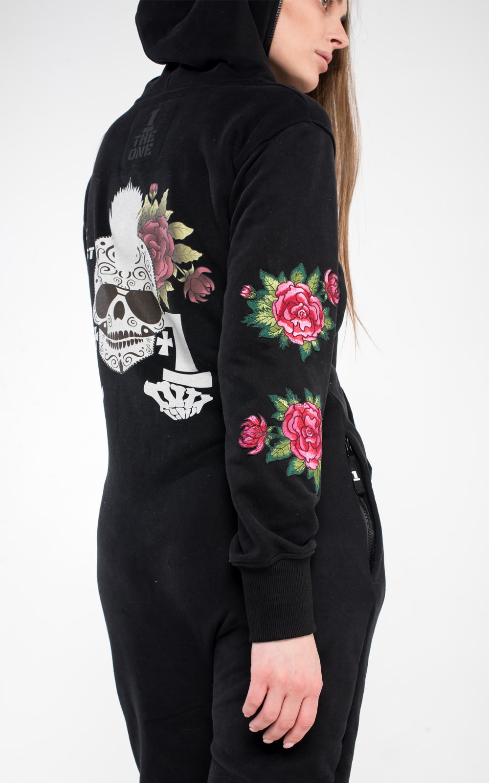 Skull and Roses black