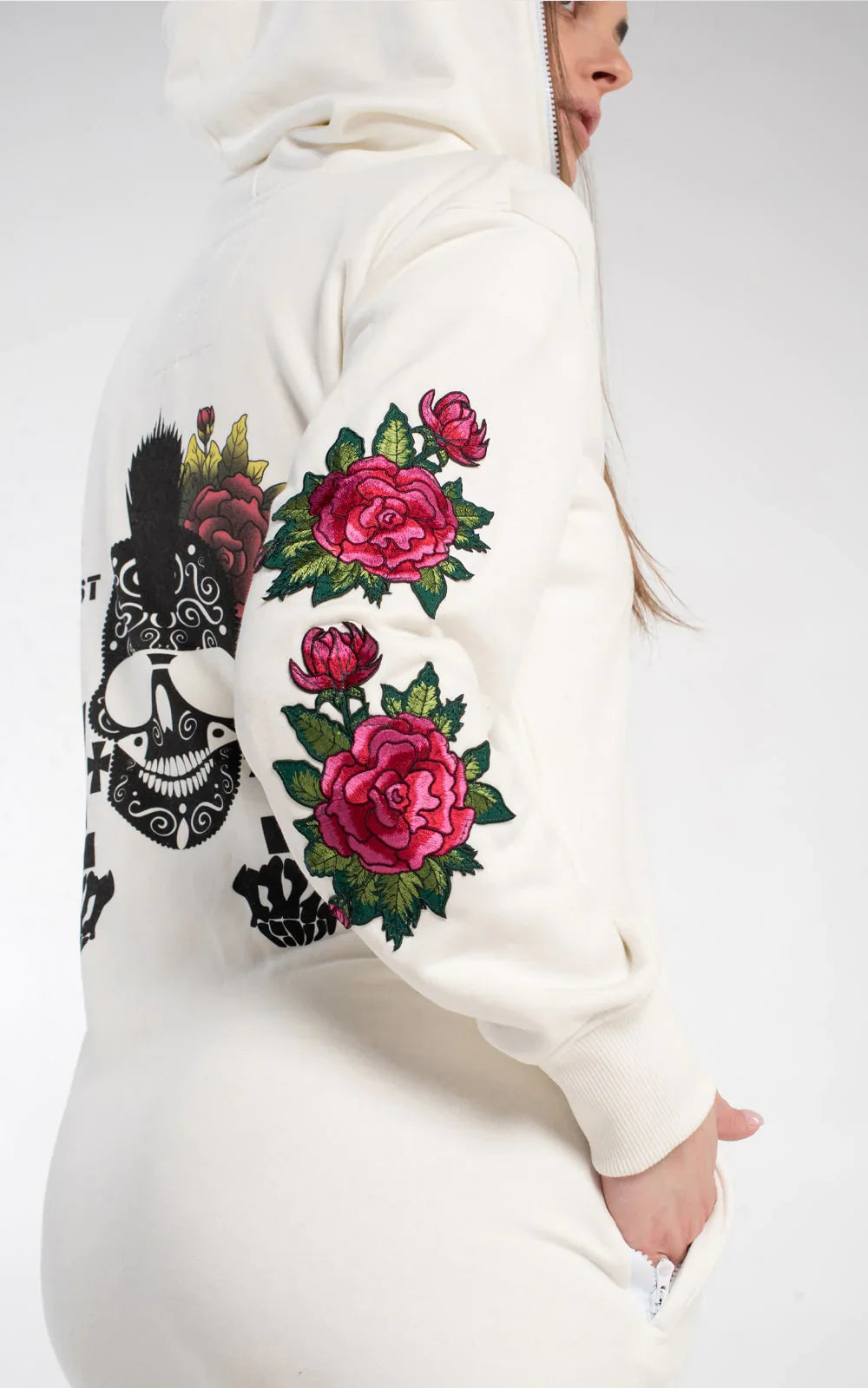 Skull and Roses black