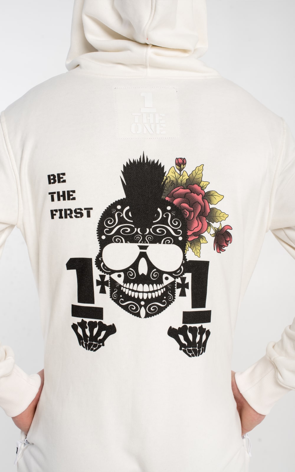 Skull and Roses white