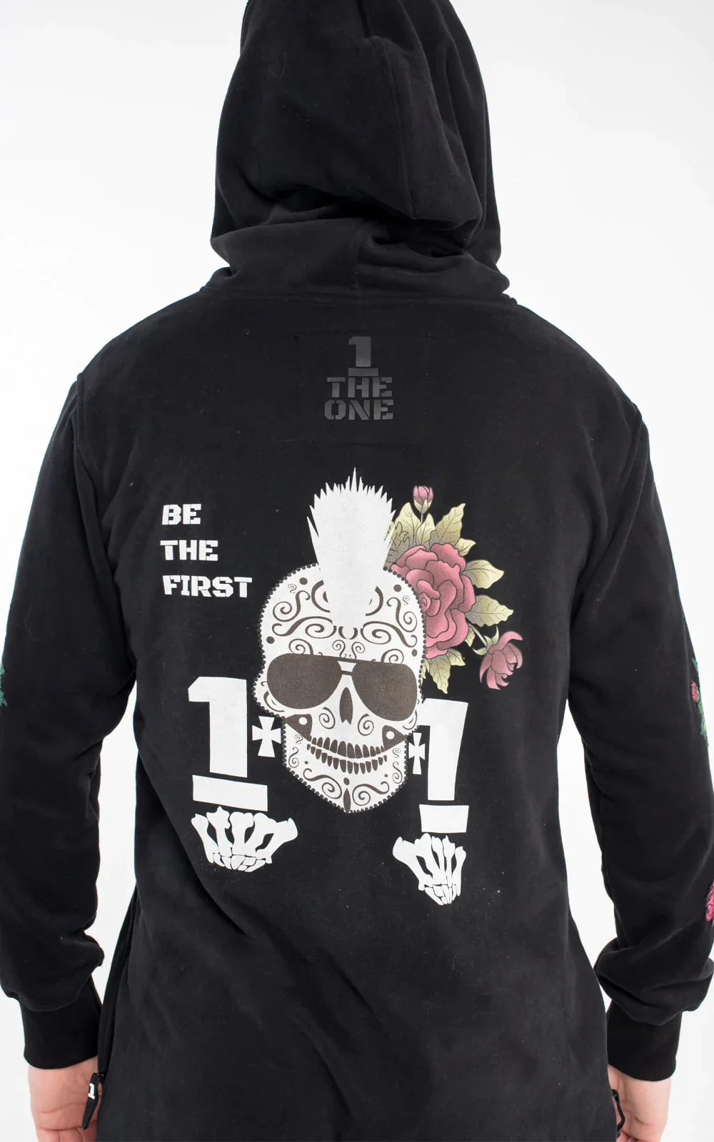 Skull and Roses white